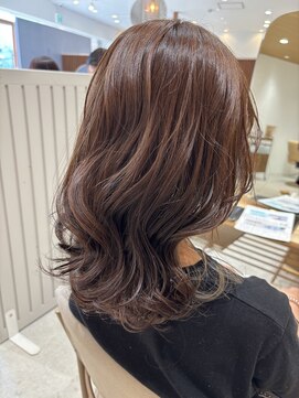 シーバイリリア(siie by LILIA) ツヤツヤ透明感カラー◎