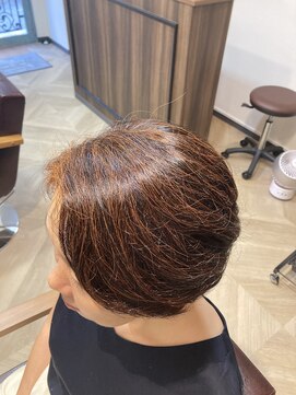 ジュアン 新宿御苑前(Juin) 天然ヘナ１００％（インディゴなし）