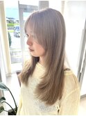 ミルクティーブロンド×レイヤーカット