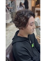 オリジンバイティアラ 横浜桜木町(ORIGIN by TIARA)&nbsp;メンズスタイル/波巻きパーマ/センターパート