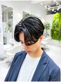 スーツに合う上品短髪×好印象スタイル