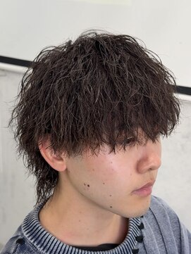 ウノ(U.No.) ツイストスパイラルパーマ