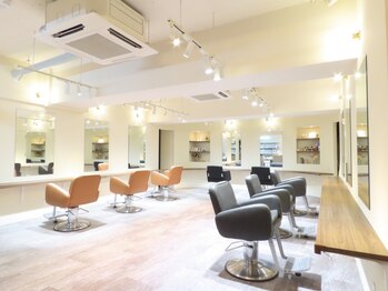 フェイム(FaMe)の写真/【安佐南区/緑井】女性スタッフが多い!お子様が泣いてしまってもお互い様♪周りに気兼ねなく過ごせます。