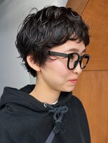 トゥナ 六角(Tuna)&nbsp;黒髪ベリーショートパーマ