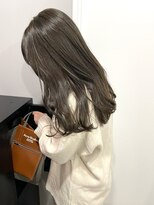 アトレ 梅田店(attrait)&nbsp;セミロングのグレージュ×透明感の上質な仕上がり