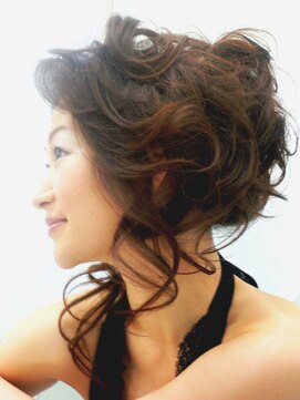 アンクルート(eNcroute) クラシカルエアリーアップ