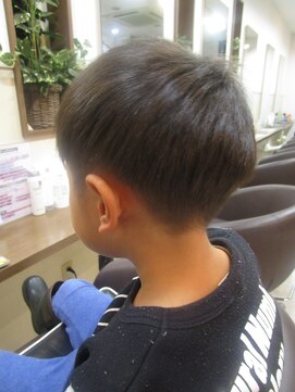 コアフィールフィス(COIFFURE fils) 【見附・今町】キッズカット　ツーブロックショート