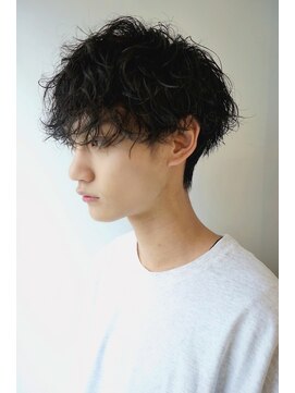 ネオリーブアイム 横浜西口店(Neolive aim) コンマヘアとかりあげがキマるかき上げツイストパーマヘア横浜2