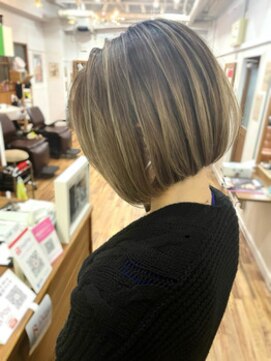 ヘアスタジオ ロメオ(hair studio Romeo) かきあげボブの大人バレイヤージュ☆