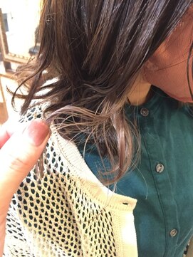 ネオリーブカップ 町田店(Neolive capu) イヤリングカラー ミルクティー Neolive capu町田店