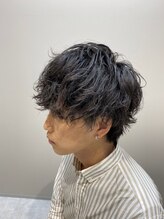 ヘアークリエイ トポライトウィロー 烏丸(Hair Create Polite willow) 20代30代40代メンズくせ毛風パーマ好感度清潔感爽やか