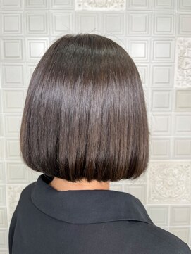 ヘンリエッタ 自由ヶ丘(Henrietta) 艶ボブ