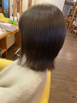 レイジンラブアース(麗人Love Earth) くびれミディアムボブ