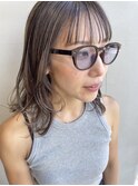30代40代グレージュグラデーションブリーチミディアムレイヤー