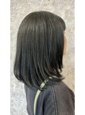 暗髪オリーブカラーボブ