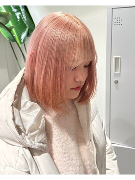 ベレーザ 渋谷(BELEZA) 5501艶髪ベビーピンクタンバルモリボブオンブレホワイトピンク