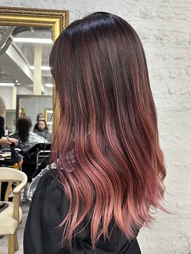 リア(riah) バレイヤージュ/ピンク/透明感/立体感/艶髪/セミロング