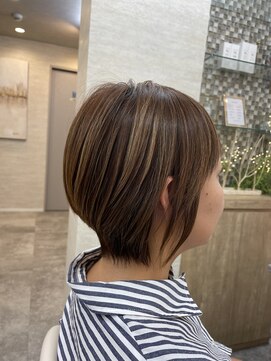 ローカス ひばりが丘店(LOCUS) 長さのあるショートボブ