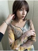 顔まわりカットレイヤーボブブリーチカラーミルクティーベージュ