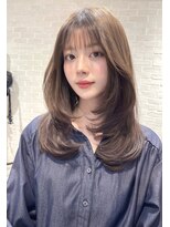 ロングレイヤーカット顔まわりハッシュカット20代30代40代50代