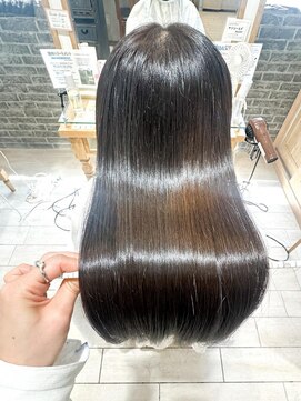 プラグ バイ ネオリーブ(plug by neolive) オリーブベージュ×髪質改善[髪質改善/縮毛矯正/韓国]K