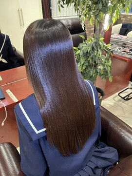 ナチュラル金山(NATURAL) 弱酸性髪質改善ストレート