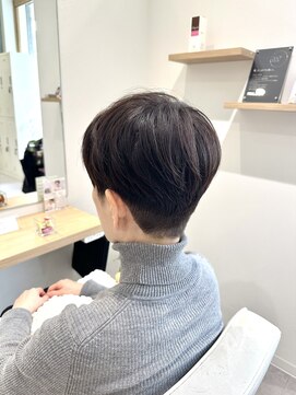 ブランシュ 南行徳店(BLANCHE) イメチェン/ブルーブラック/外ハネボブ/美髪/刈り上げショート