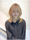 ミディアムウルフ　ハッシュカット　ミディアムレイヤー