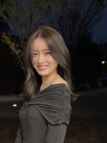 ブラン(Blanc Aoyama)&nbsp;レイヤーカット / オリーブグレージュ