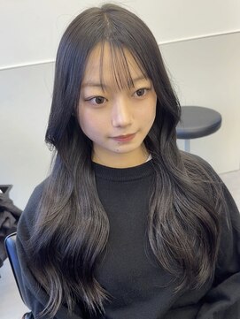 ゴウトゥデイシェアサロン 町田店(GO TODAY SHAiRE SALON) シースルー前髪×ダークカーキ