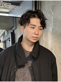 スパイラルパーマ 2ブロック メンズカット センターパート