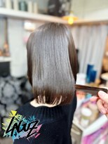 ラグズ 茅ヶ崎(LAGUZ)&nbsp;アッシュグレージュ × 切りっぱなしボブ