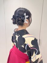 エムタニグチミュー(MTANIGUCHI Mieux)&nbsp;ヘアセット/ ヘアアレンジ/羊ヘア/ツイン/袴/袴着付け