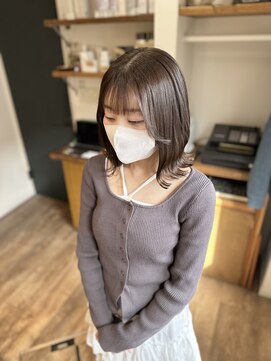 ヘアーホームイロ(Hair Home IRO) 肩上ミディボブフォギーベージュ