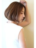 オトナ女子・人気の前下がりボブ