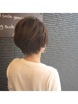 ヘアアンドビューティー クローバー(Hair&Beauty Clover) オトナカワショート/アースカラー/ボブパーマ