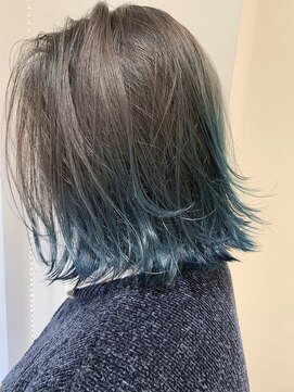 アッシュ 武蔵小金井店(Ash) ジュエリーみたいなターコイズブルー。