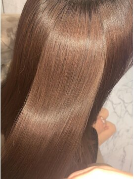 エスカーラ 表参道(THE ESCALA) シナモンベージュでツヤ髪ヘア☆マスダレイナ