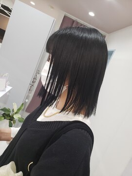 エレラビューティー(ELERA beauty) うるさらストレート