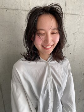 ビームズヘア 藤が丘店(Bee Ms HAIR) 藤が丘20代30代センターパートミディ