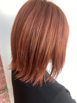 バニラ 古川店(VENIRE) 外ハネコーラル