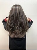 グレージュ×コントラストハイライト