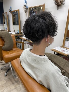 ルチナ 秦野(Lucina) メンズカット/ソフトツイストスパイラル/ツイスパ/メンズパーマ