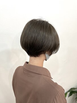 ルヴェルヘアー(Revel hair) アッシュカーキ