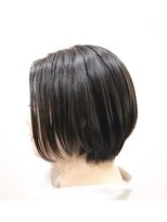 ウィスカーヘアー(whisker hair)&nbsp;ハンサムショート　ダークグリーン
