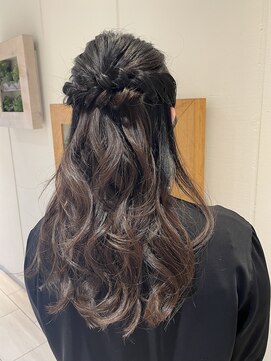 ビューティーサロン タナカ アトレ亀戸店(Beauty Salon TANAKA) アトレ亀戸内♪アレンジハーフアップスタイル