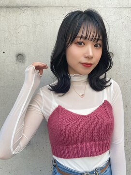 フィガロ ウメダ(FIGARO UMEDA) くびれミディアム/艶髪ダークグレー