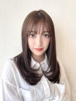 キートスバイガーランド (Kiitos by Garland) ツヤ髪ワンカールで決まる小顔レイヤーカット韓国へア