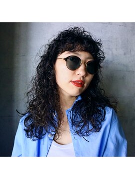 ハーヒム(her him) her.him/tominaga/33