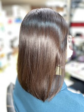 エルモア美容室 【極上のツヤツヤツヤ髪】カットとメテオ髪質改善